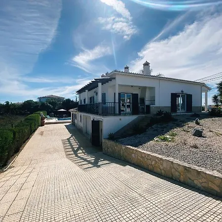 Good Vibes Villa Aljezur